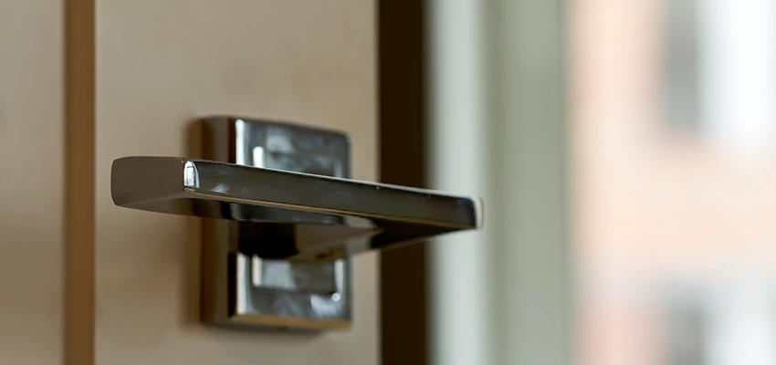 Door Lever Knob Repair in Palermo, California